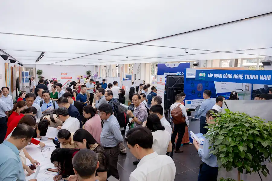 INNO Việt Nam tham dự Hội nghị Chuyển đổi số trong Giáo dục và Đào tạo 2025 của Bộ GD&ĐT 1 INNO Việt Nam tham dự Hội nghị Chuyển đổi số trong Giáo dục và Đào tạo 2025 của Bộ GD&ĐT