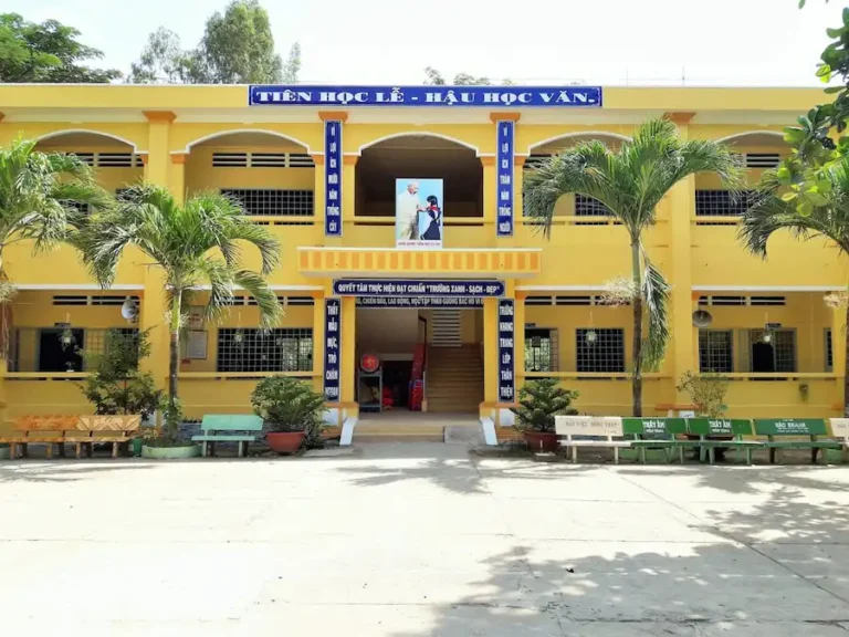 Phòng học số thông minh Trường THCS Thường Thới Tiền