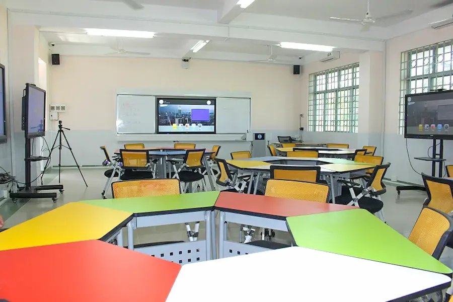 Phòng học ngoại ngữ thông minh trường Đại Học Đồng Tháp 3 Phòng học ngoại ngữ thông minh trường Đại Học Đồng Tháp