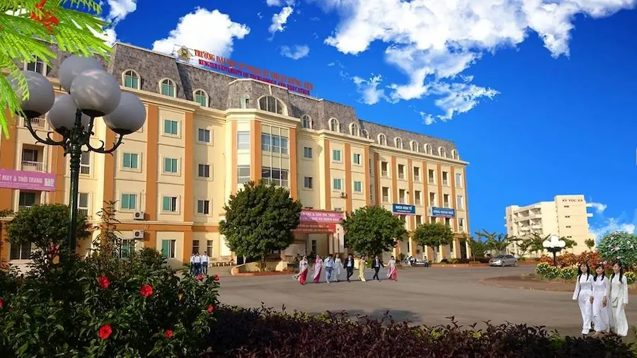 Phòng học ngoại ngữ thông minh Trường Đại Học SPKT Hưng Yên 2 Trường Đại học Sư phạm Kỹ thuật Hưng Yên
