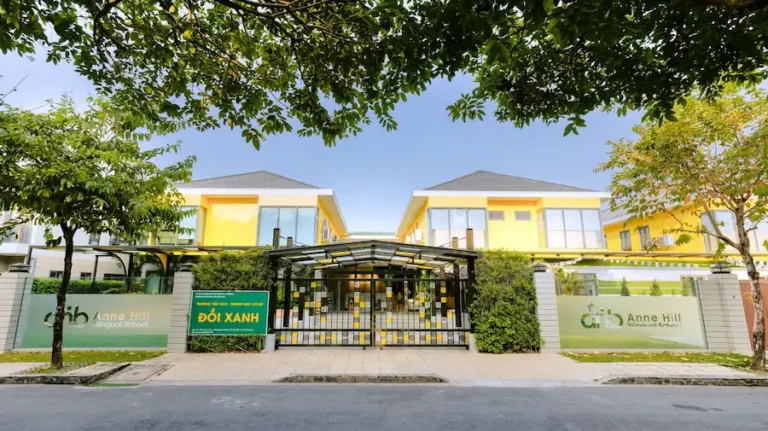 Cung cấp màn hình tương tác INNOSMART cho hệ thống Trường Song ngữ Anne Hill