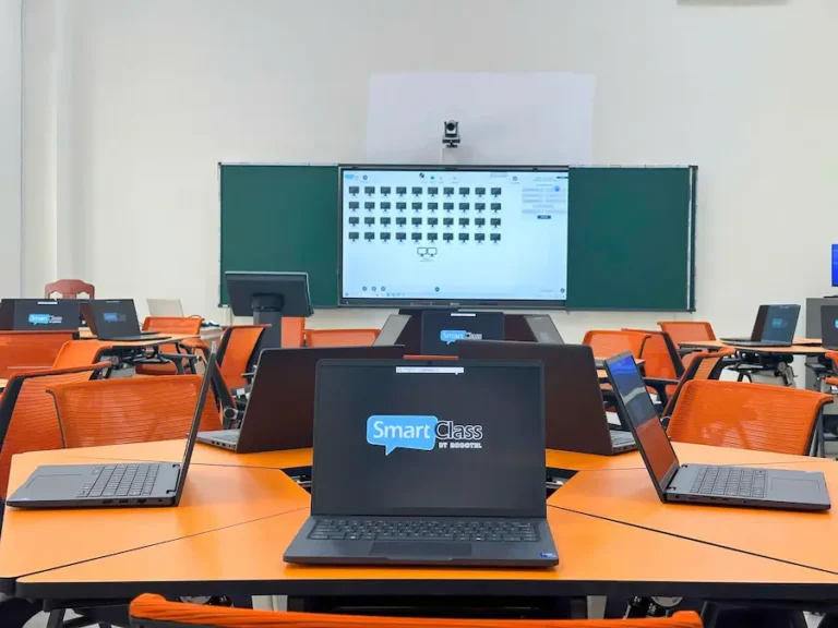 Phòng học thông minh Trường Sĩ quan Không quân 7 Trường Sĩ quan Không quân