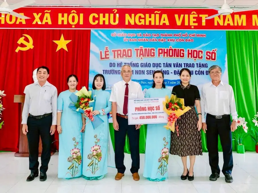 Màn hình tương tác INNOSMART tại Trường Mầm non Sen Hồng – Đồng hành cùng Hệ thống Giáo dục Tân Văn kiến tạo phòng học số ở Côn Đảo 1 Màn hình tương tác INNOSMART tại Trường Mầm non Sen Hồng